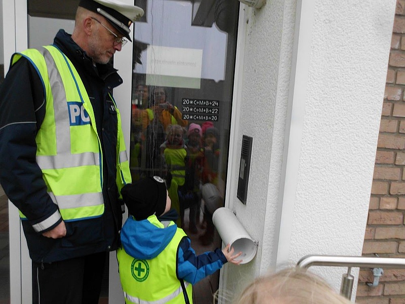 Besuch auf der Polizeiwache in Olpe