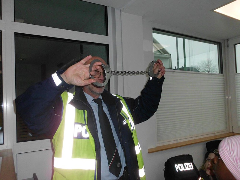 Besuch auf der Polizeiwache in Olpe
